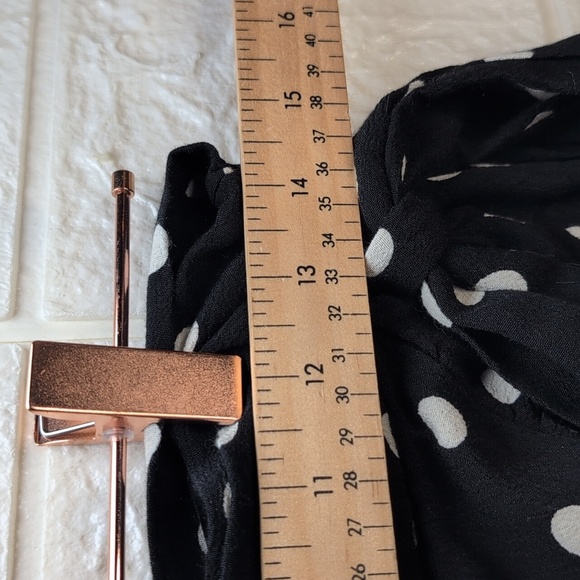 295-Zara Black and White Polka Dot Skirt - Picture 3 of 4